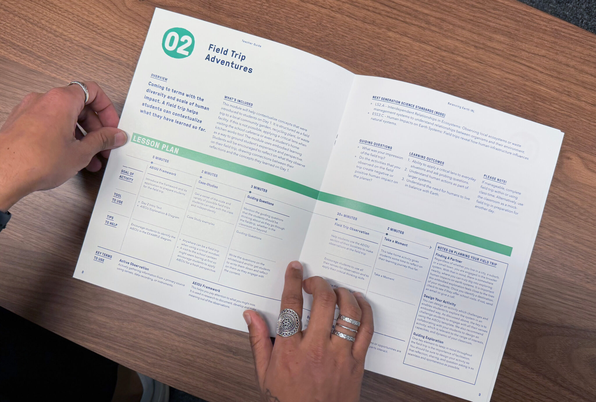 BalancingEarthIRL-Teacher5