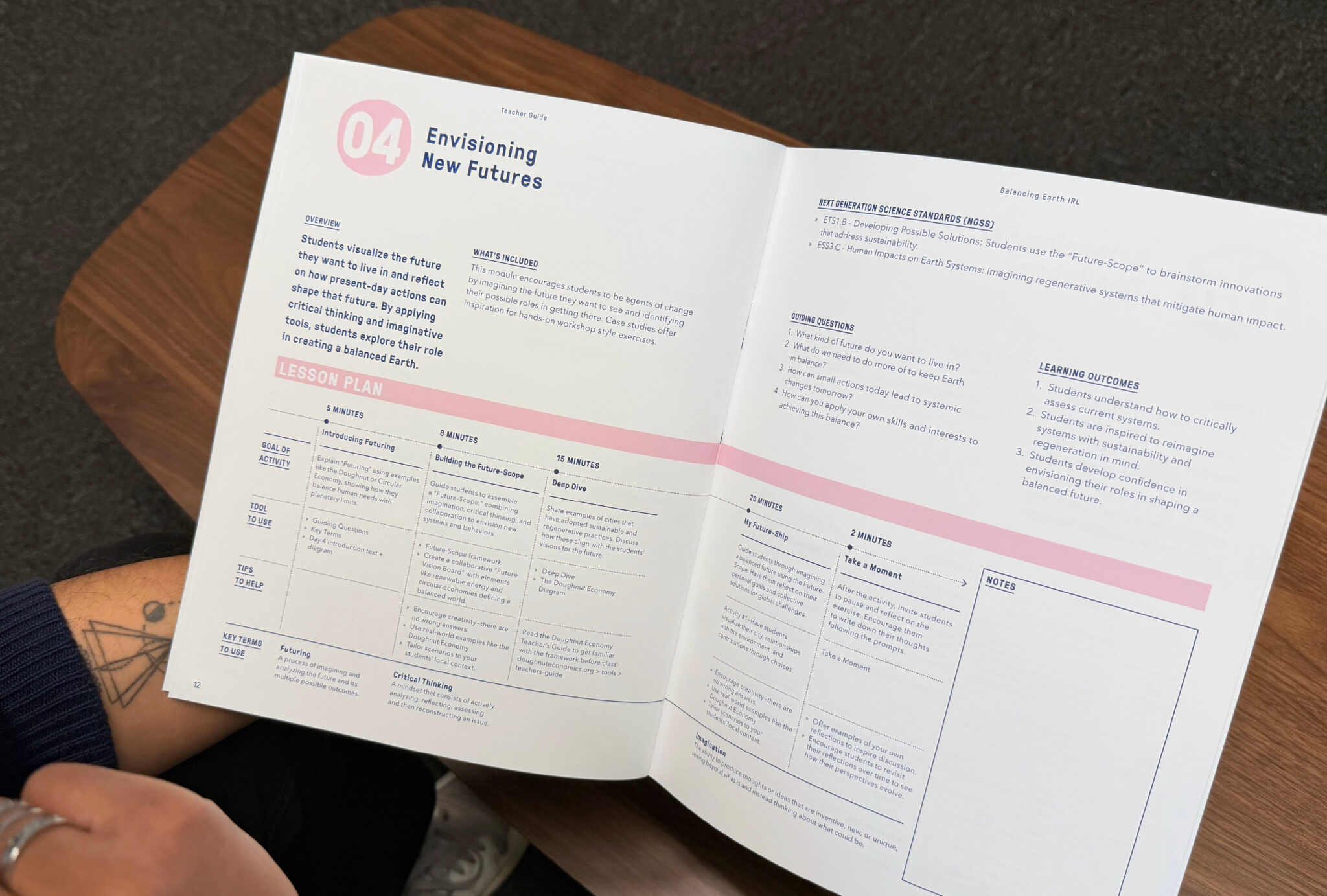 BalancingEarthIRL-Teacher7